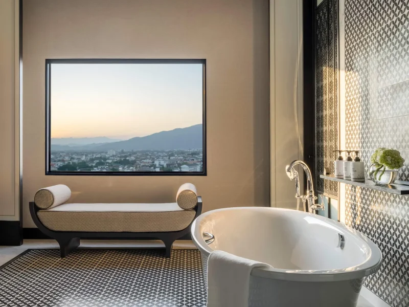 hotel-photography-intercontinental-chiang-mai-suite-bathroom