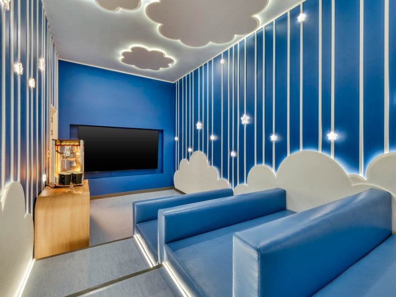 sofitel-krabi-kids-club-cinema-photography